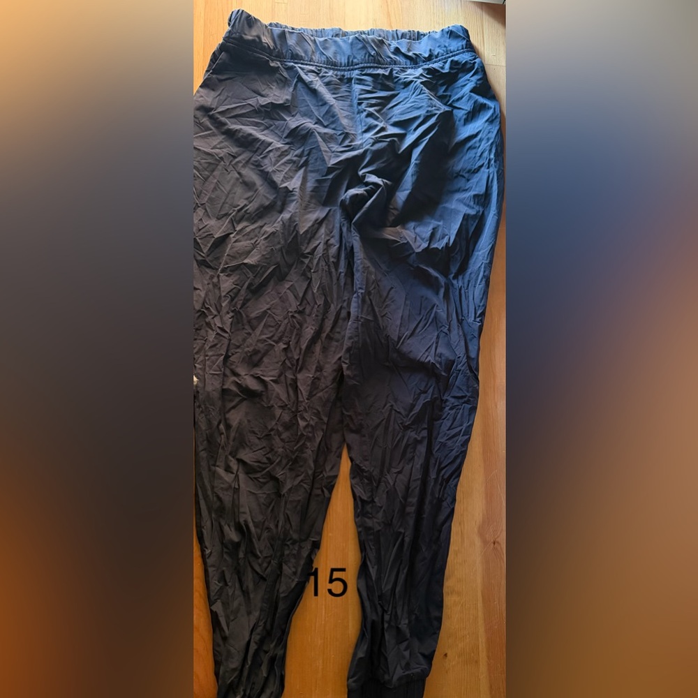 Nike‎ women’s Black  hiking Pants L sporty casual gym summer